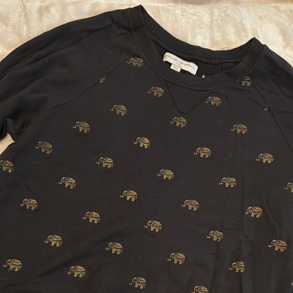 Elephant Pullover